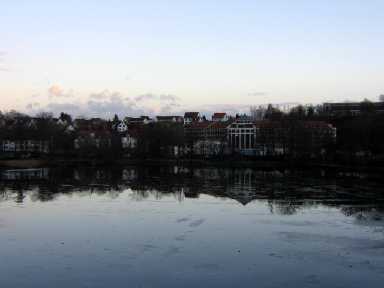fotografiert von meinem Fenster aus, nach rechts blickend, Richtung Parkklinik